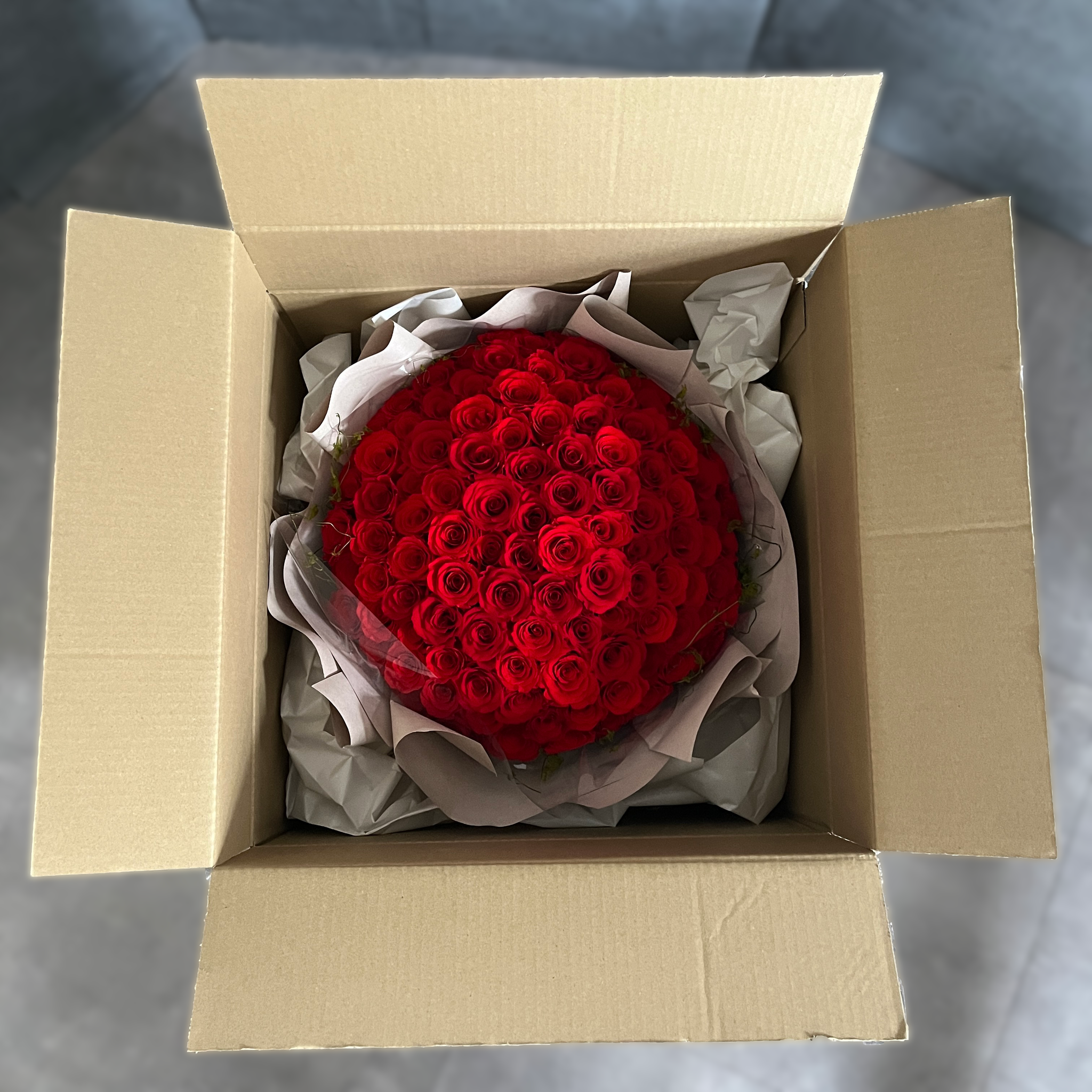 108本の薔薇のブーケ（プリザーブドフラワー ） – パコスフラワー