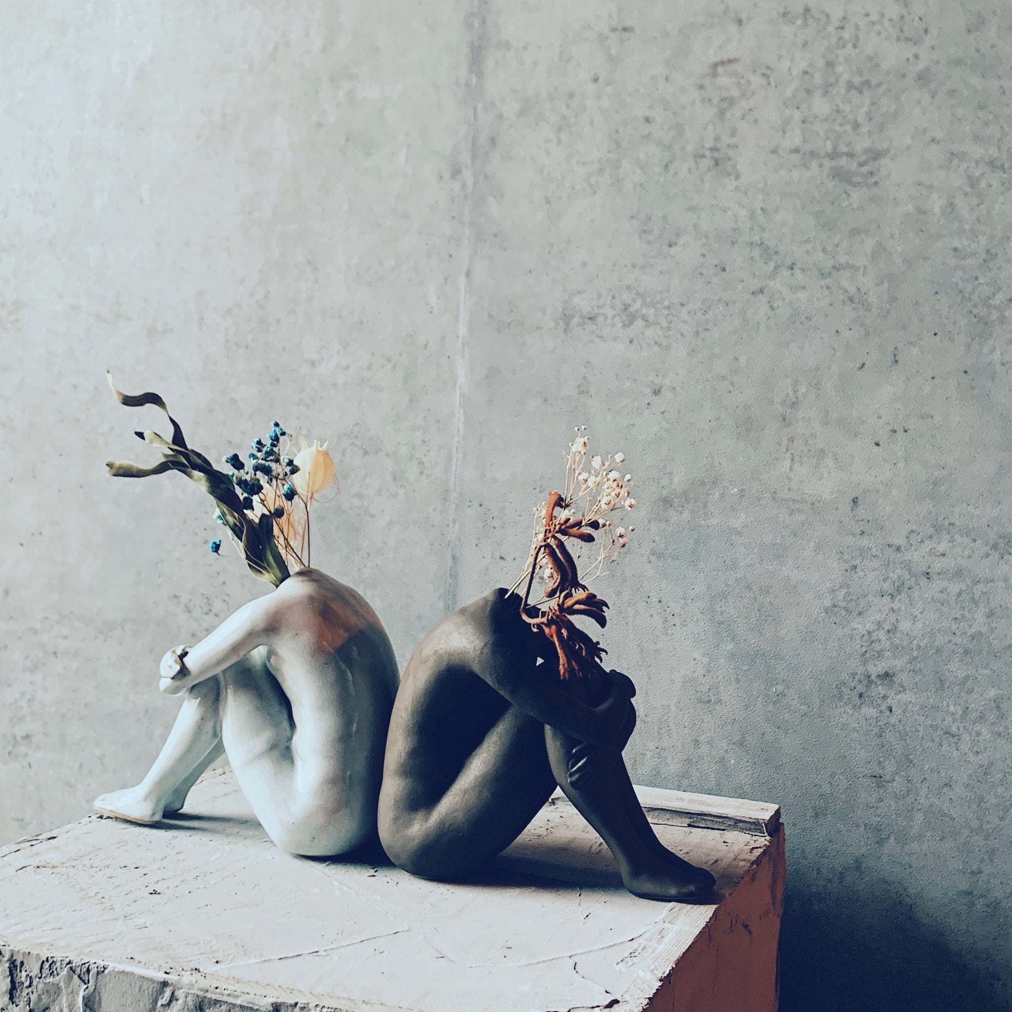 Still Life Think Vase BK – パコスフラワー