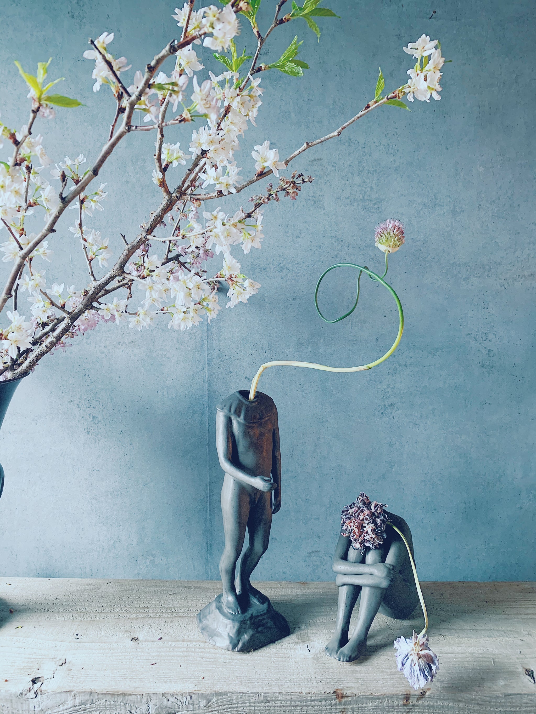 Still Life Boy Vase BK – パコスフラワー
