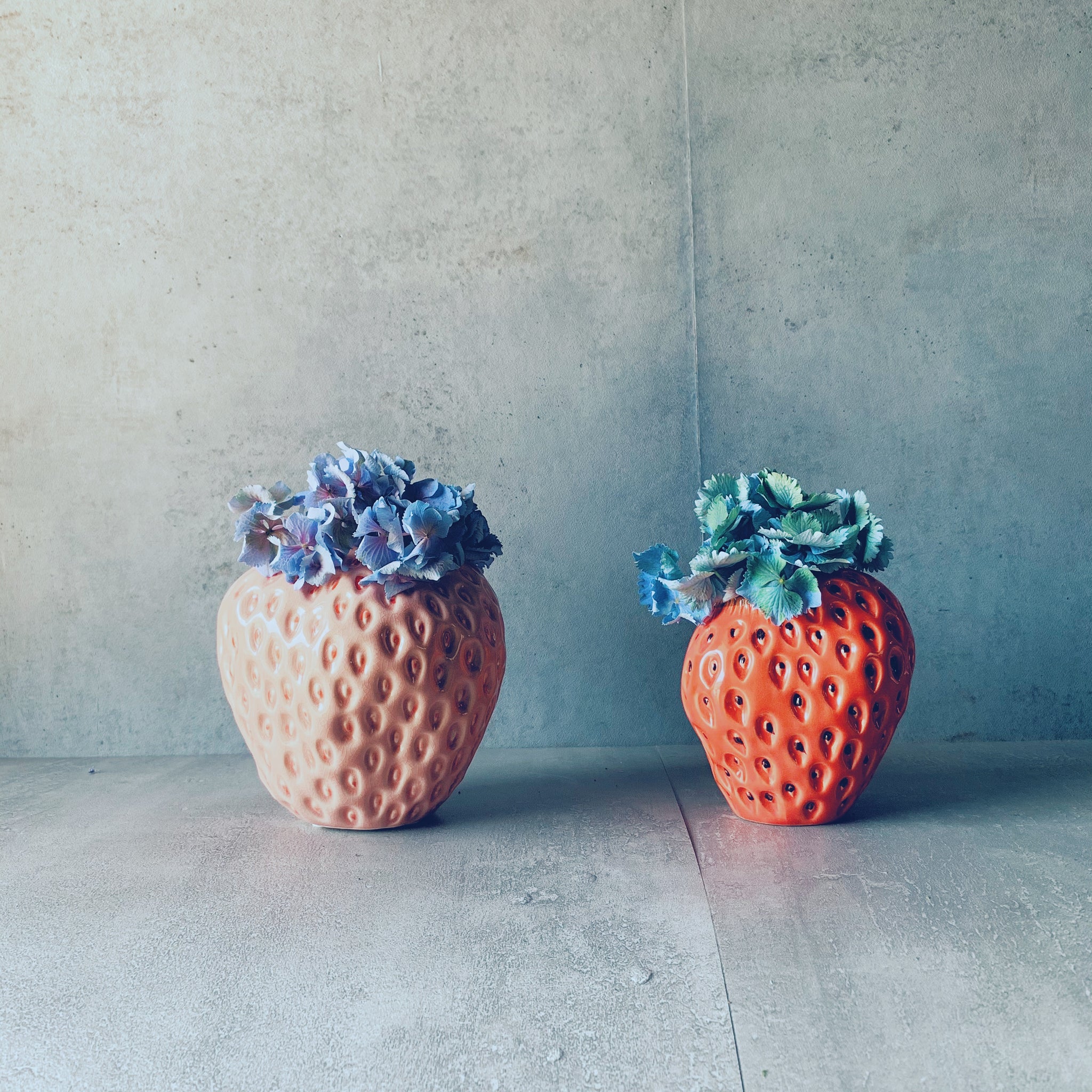Strawberry vase M / Pink – パコスフラワー